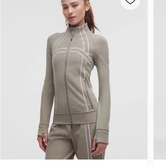 lululemon define jacket and pants - Picture 3 of 3